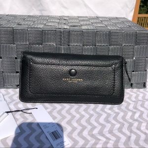 Black leather MARC JACOBS NEW YORK wallet NWT